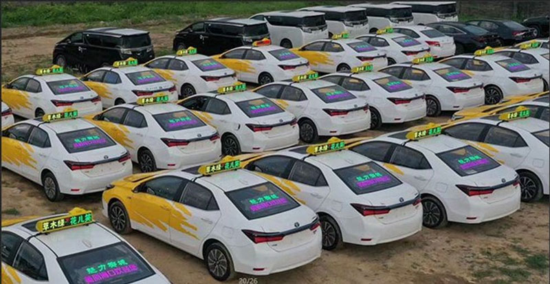 led sign on car adverting campaign