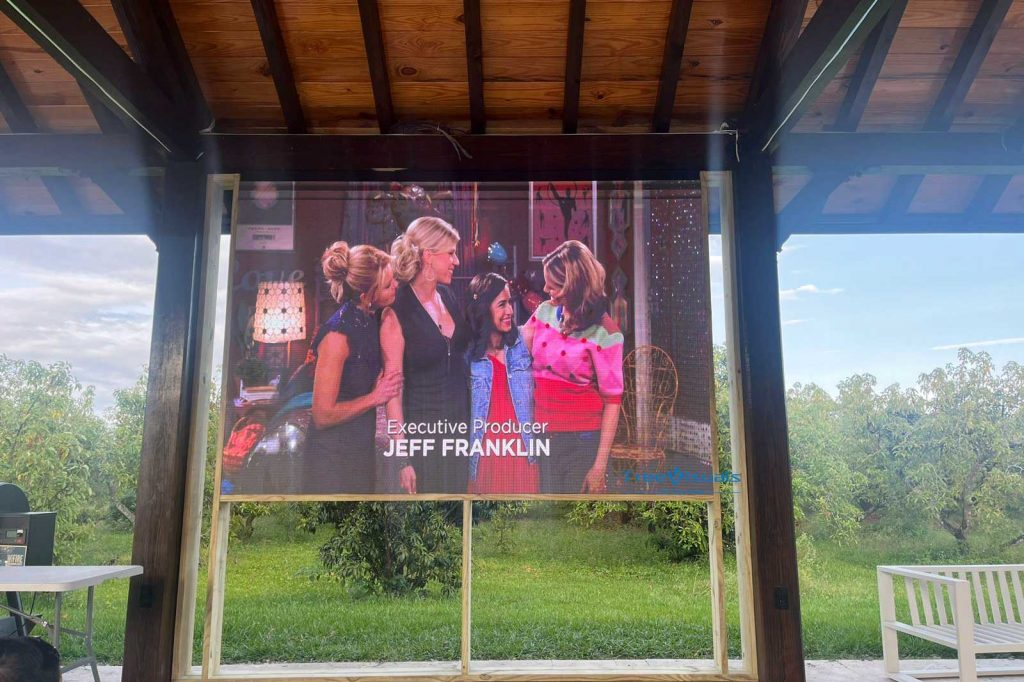 outdoor LED TV screen for Patio